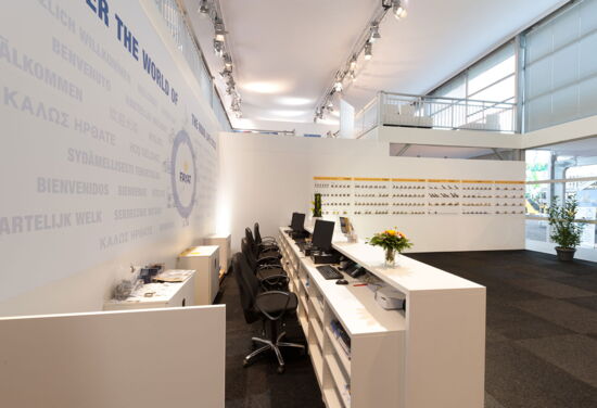 Messestand bomag fayat mueller messebau bauma muenchen 81