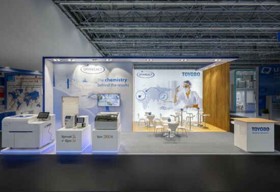 Messestand Spinreact MuellerMessebau Medica 2024 2