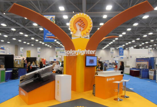 Messestand soltec mueller international services intersolar dallas 3