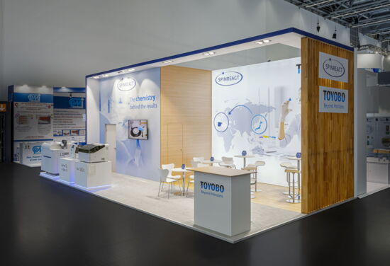 Messestand Spinreact MuellerMessebau Medica 2024 3