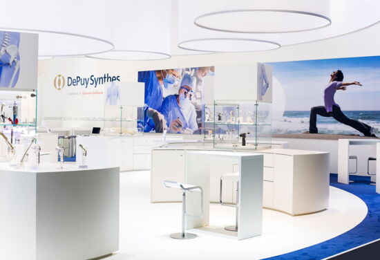 Messestand depuy synthes mueller messebau dkou2014 09